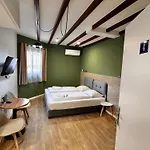 Apartmán Modern 4 Private Kitchenette And Bathroom Lemesos